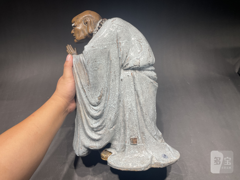 清 石湾窑罗汉瓷塑 - 图5